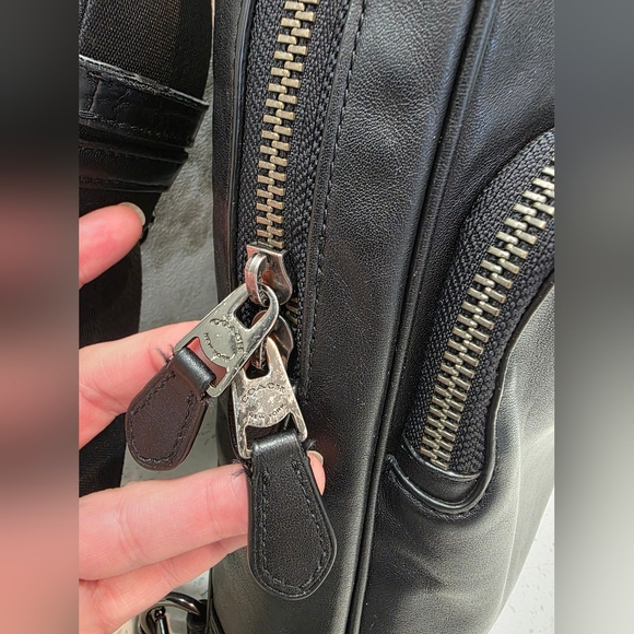 Coach Black Leather Unisex And/or Men's Bag - Gunmetal - Picture 5 of 15
